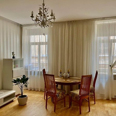 Provence Style Apartment In Old Town Klaipeda Bagian luar foto