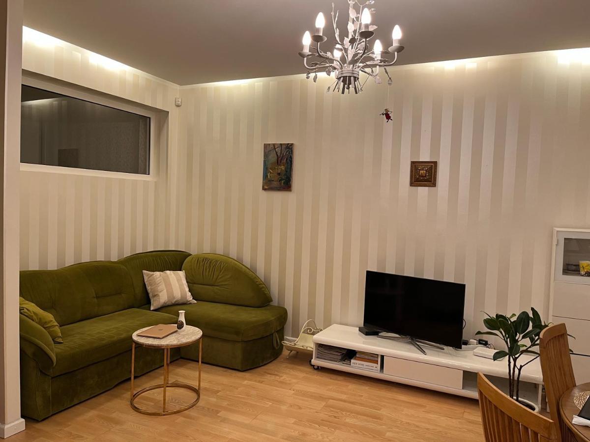 Provence Style Apartment In Old Town Klaipeda Bagian luar foto