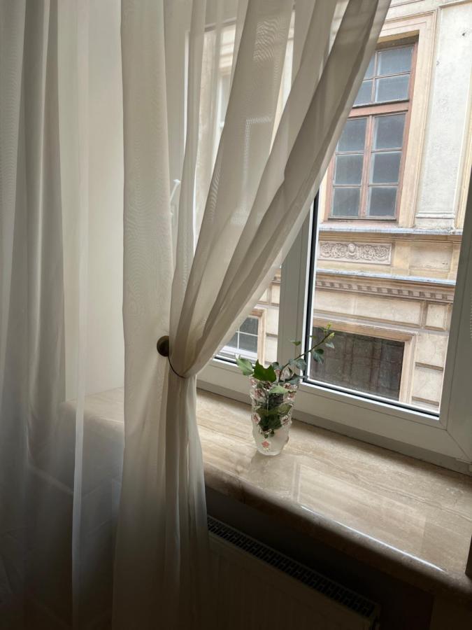 Provence Style Apartment In Old Town Klaipeda Bagian luar foto